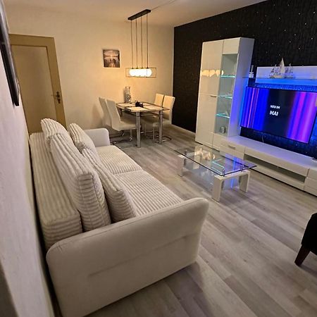 Fewo Am Deich 1 Zentral Mit Stadtblick Und Kontaktloser Check In Bremerhaven Exterior foto