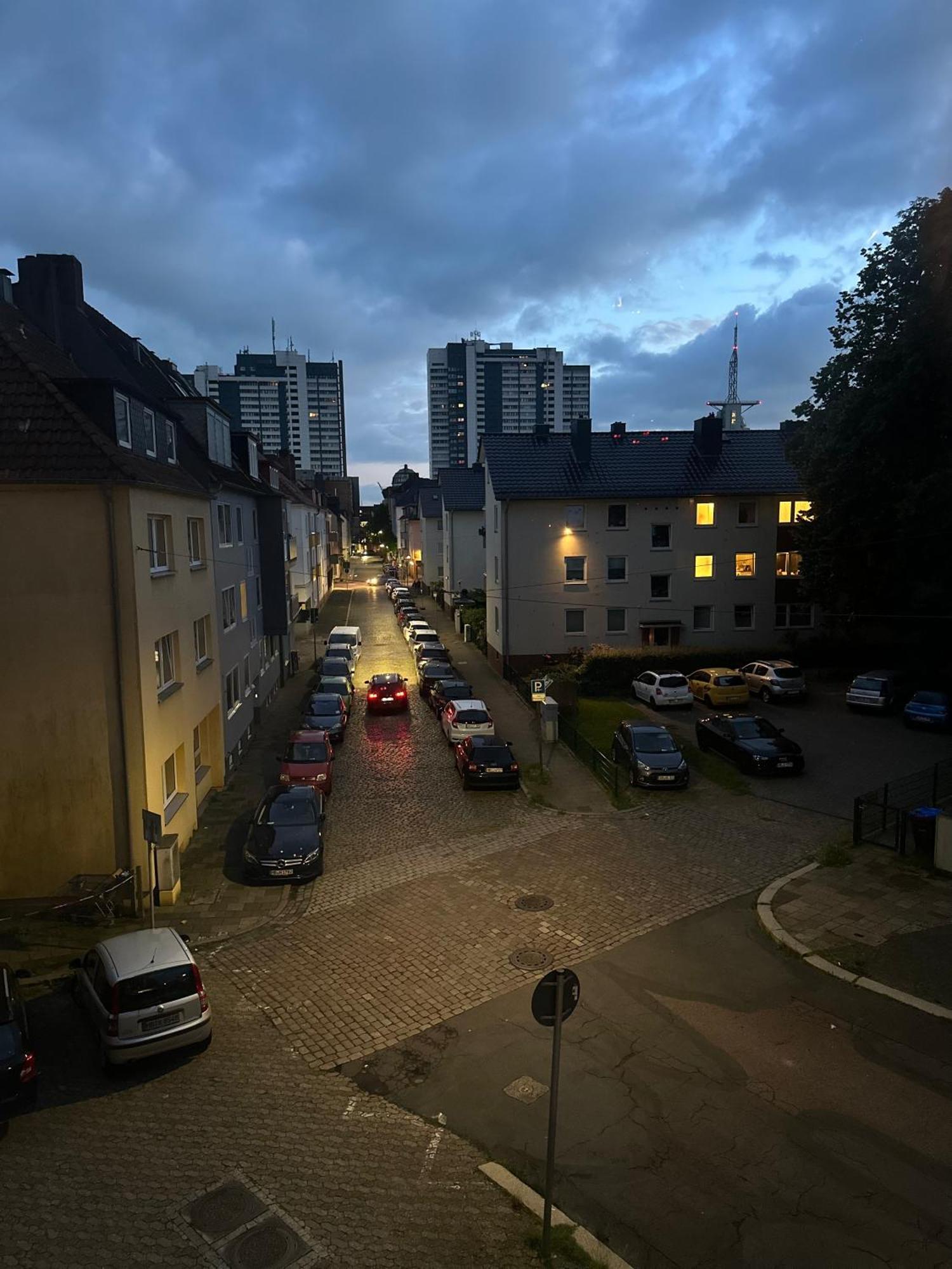 Fewo Am Deich 1 Zentral Mit Stadtblick Und Kontaktloser Check In Bremerhaven Exterior foto