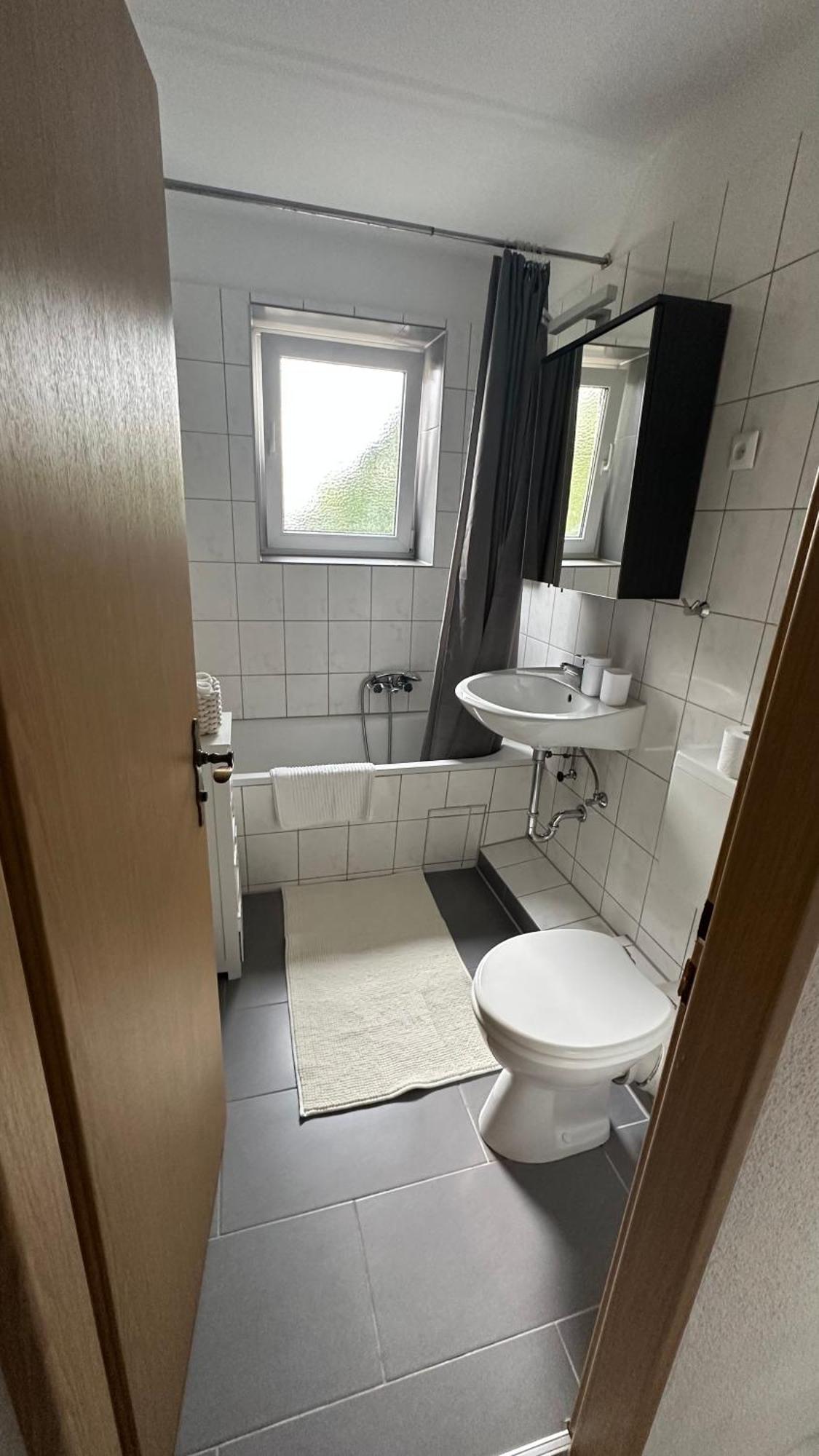 Fewo Am Deich 1 Zentral Mit Stadtblick Und Kontaktloser Check In Bremerhaven Exterior foto